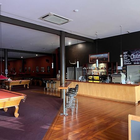 On Top Backpackers Dunedin Eksteriør bilde
