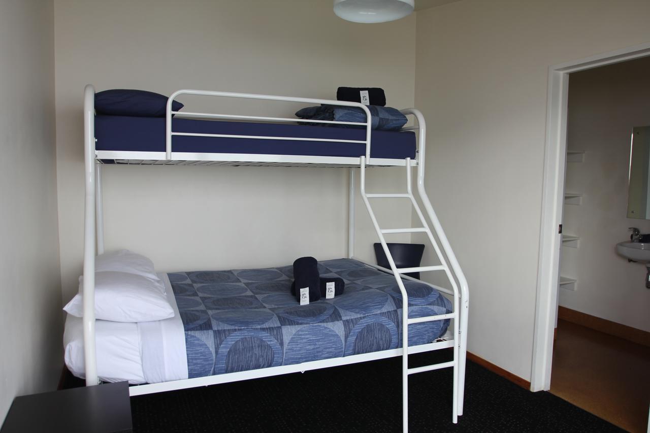 On Top Backpackers Dunedin Eksteriør bilde